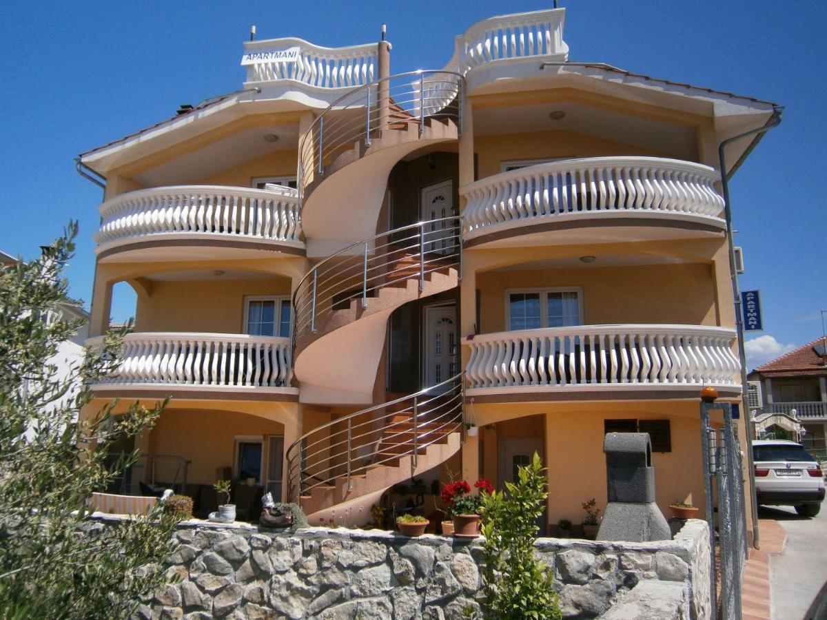 Apartments With A Parking Space Vodice - 13973 외부 사진